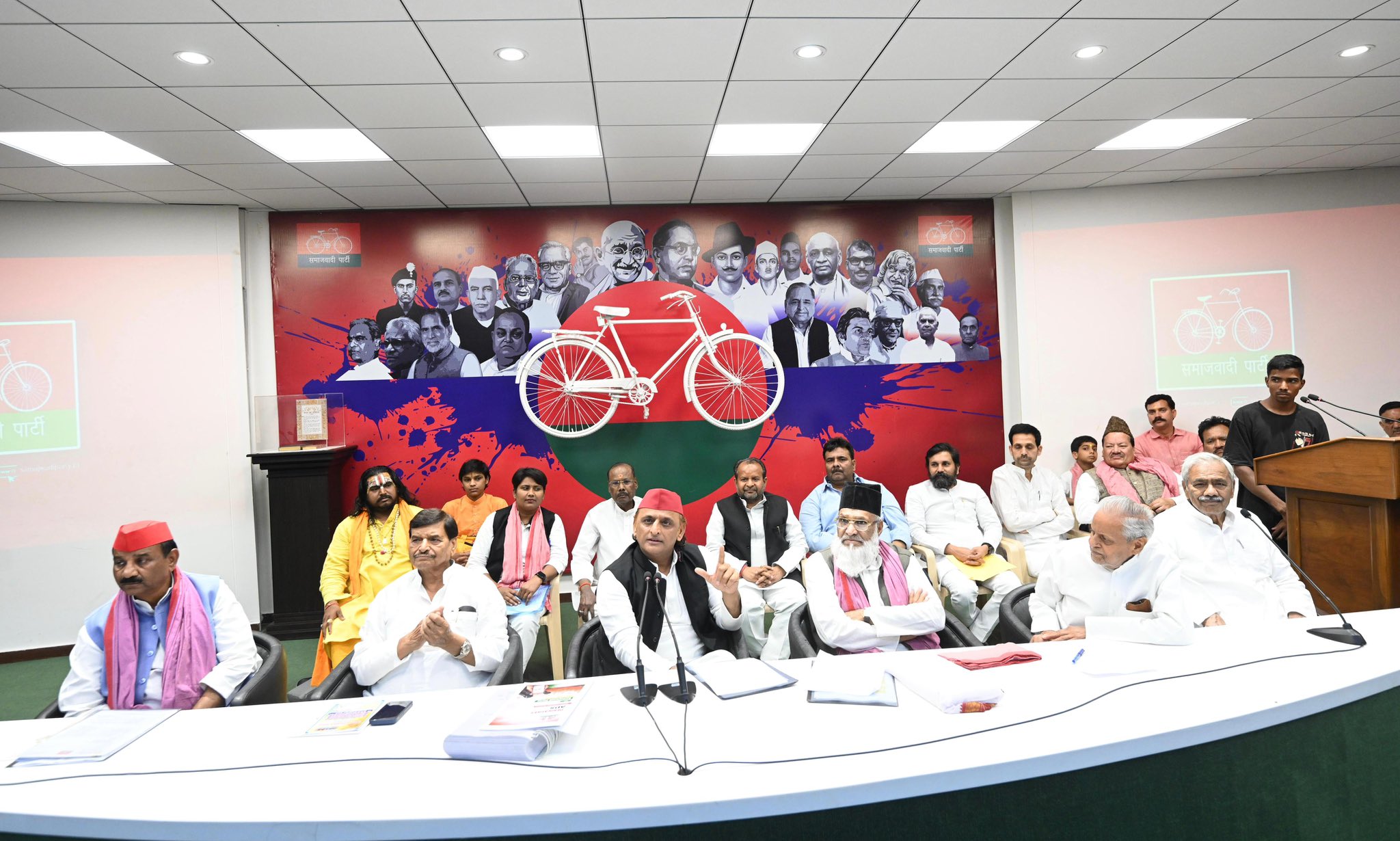 अखिलेश यादव भाजपा पर हमला