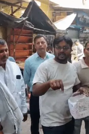 लखनऊ में 69 हजार शिक्षक अभ्यर्थियों का प्रदर्शन